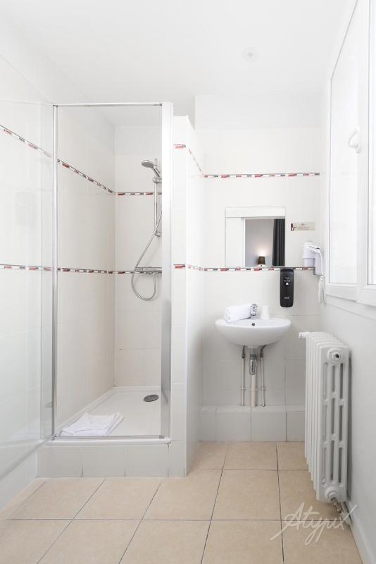 Standard Single Room image 2