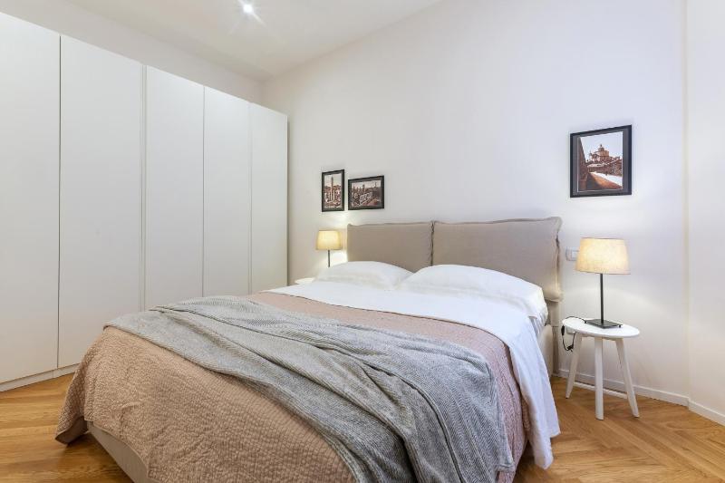 GuestHost - Bologna Piazza del Nettuno Apartment - image 8
