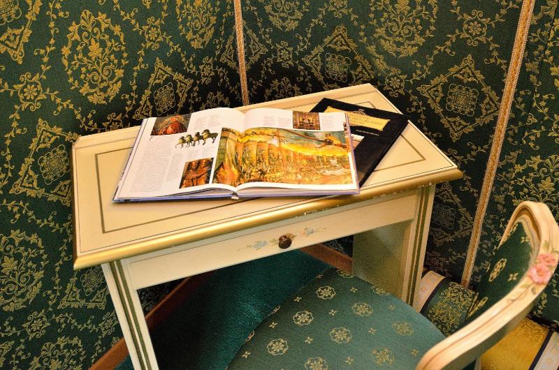 Standard Double or Twin Room image 4
