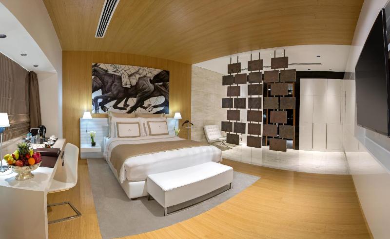 Diplomatic Suite 1 Bedroom