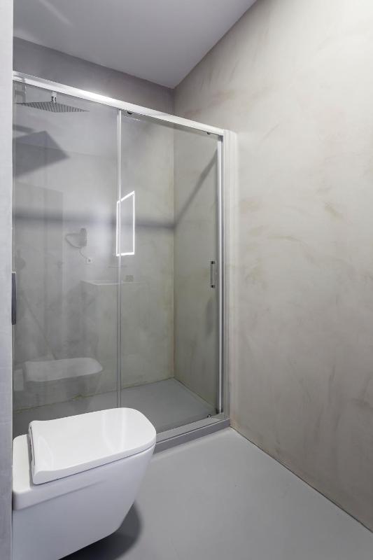 NALU Valencia Boutique Rooms - image 7