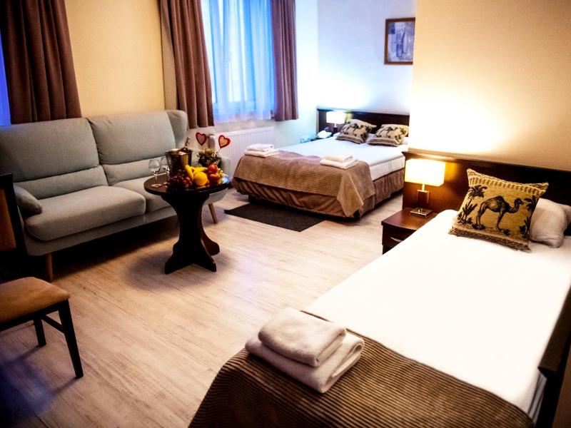 Triple Room image 1