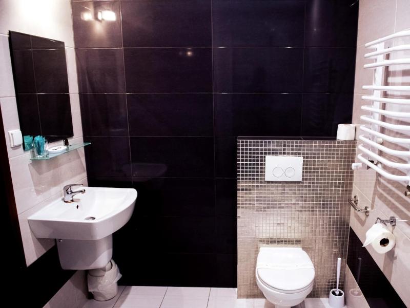 Triple Room image 2
