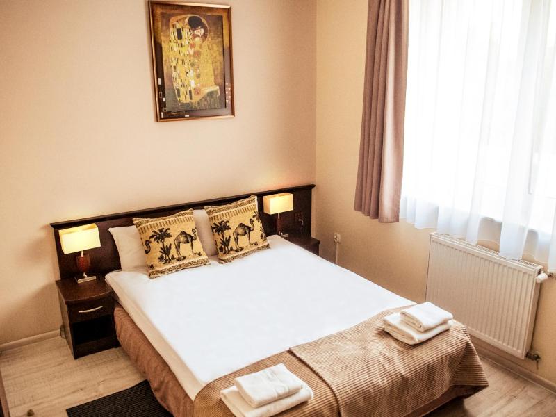 Double or Twin Room image 1