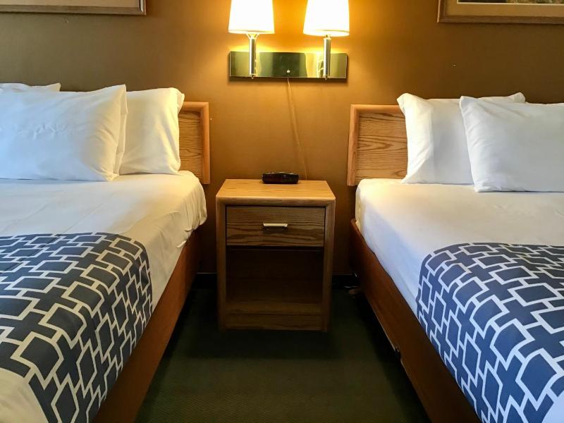 Queen Room with Two Queen Beds - Non-Smoking