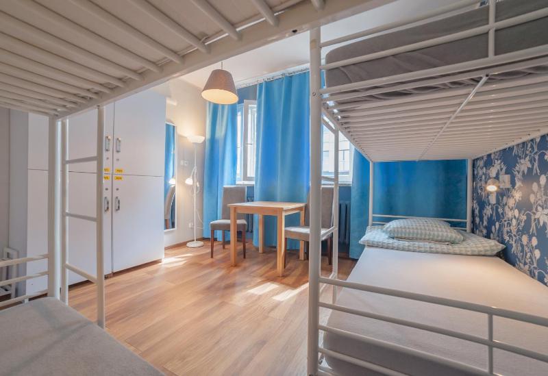 Quadruple Room with Shared Bathroom image 1