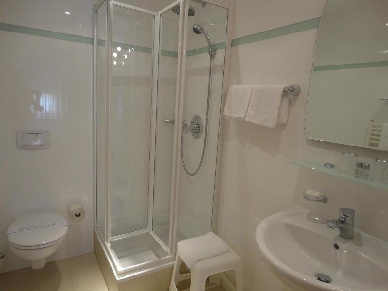 Triple Room image 2