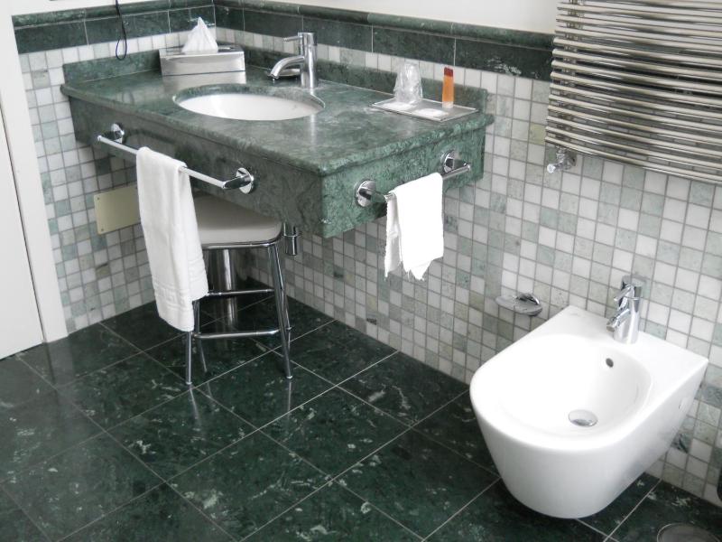 Superior Double Room (1 Adult) image 2