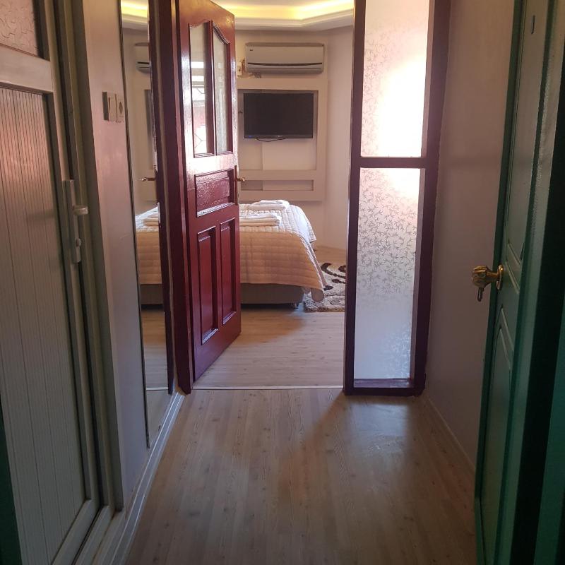 Standard Double Room image 2