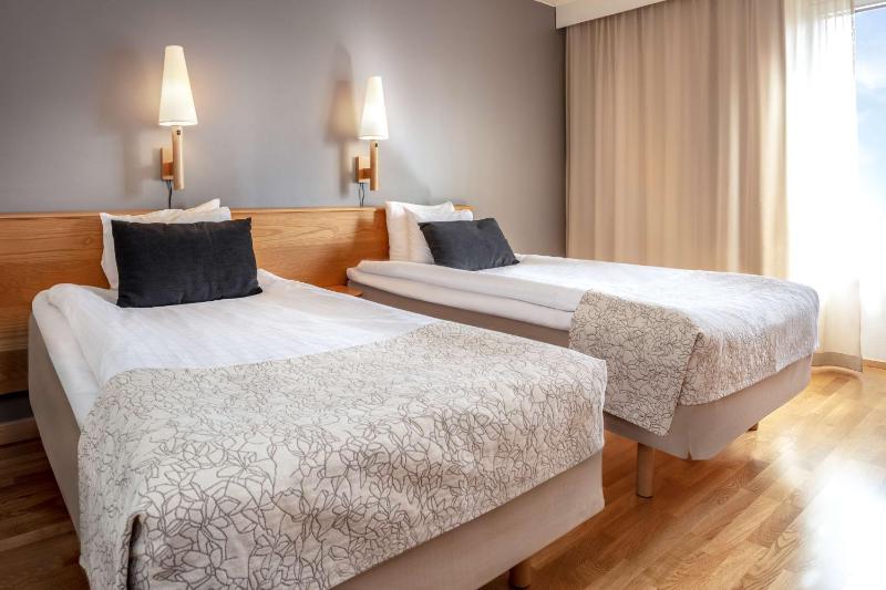 Standard Double or Twin Room image 1