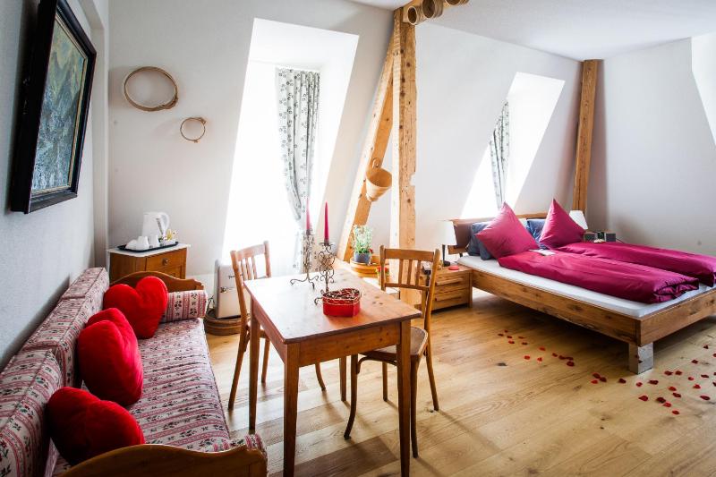 Signature Suite image 3