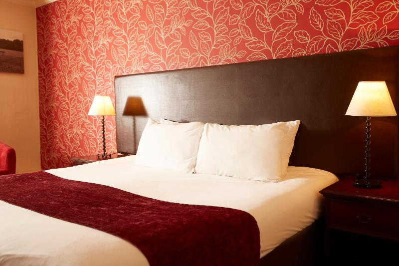 Deluxe Double Room image 2