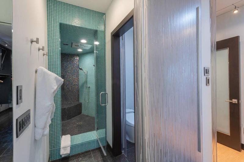 Unrivaled Luxury Penthouse Ski In Ski Out 3 Bed+Den Modern Views Silver Lake Village Deer Valley - image 36