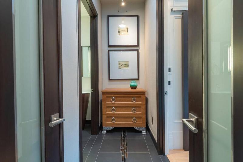 Unrivaled Luxury Penthouse Ski In Ski Out 3 Bed+Den Modern Views Silver Lake Village Deer Valley - image 39