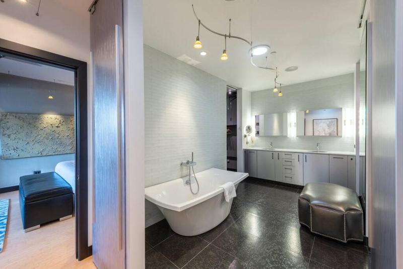 Unrivaled Luxury Penthouse Ski In Ski Out 3 Bed+Den Modern Views Silver Lake Village Deer Valley - image 29