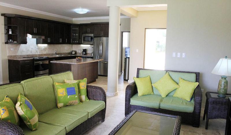 Cozy and Luxurious 2 bedroom apartment - image 20