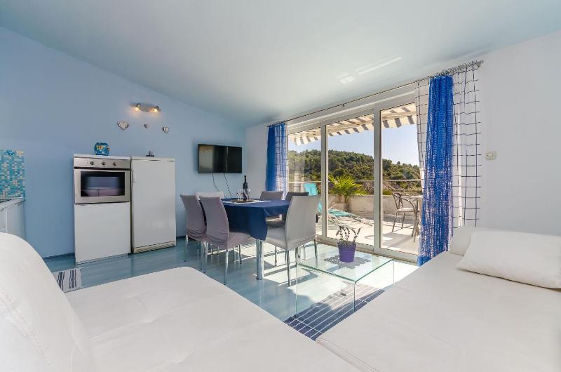 Two-Bedroom Apartment image 4