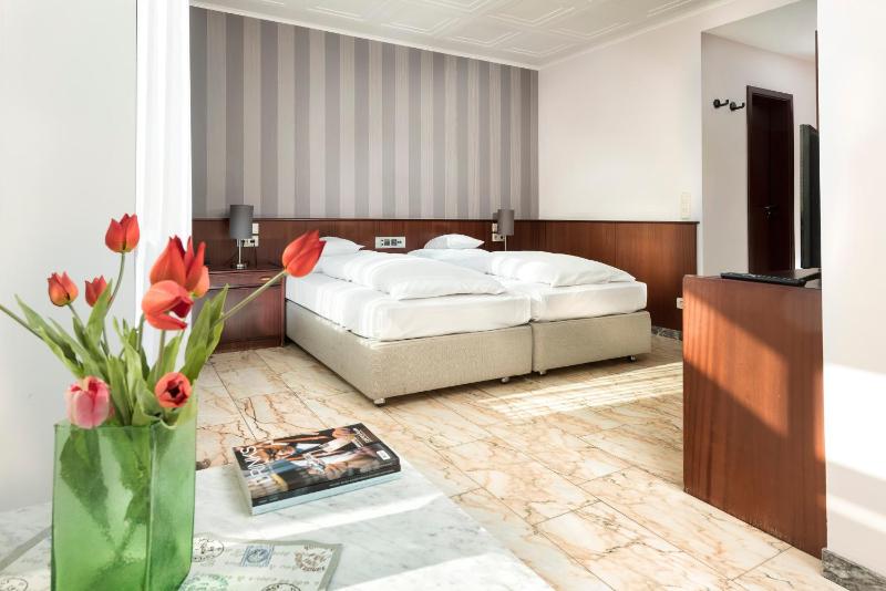 Double or Twin Room image 1