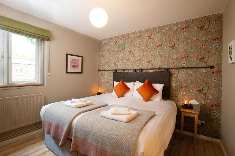 King Room image 4