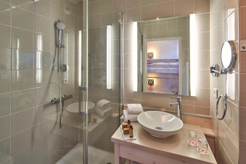 Triple Room image 2