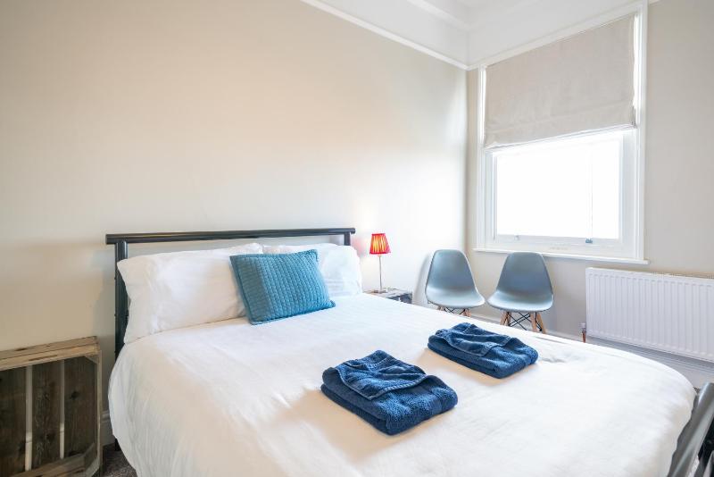 Deluxe Double Room with Sea View image 1