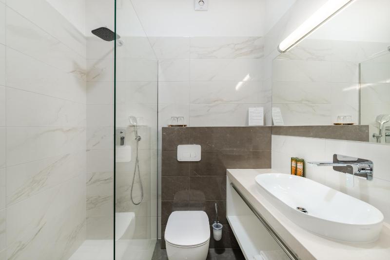 Superior Deluxe Double or Twin Room  image 3