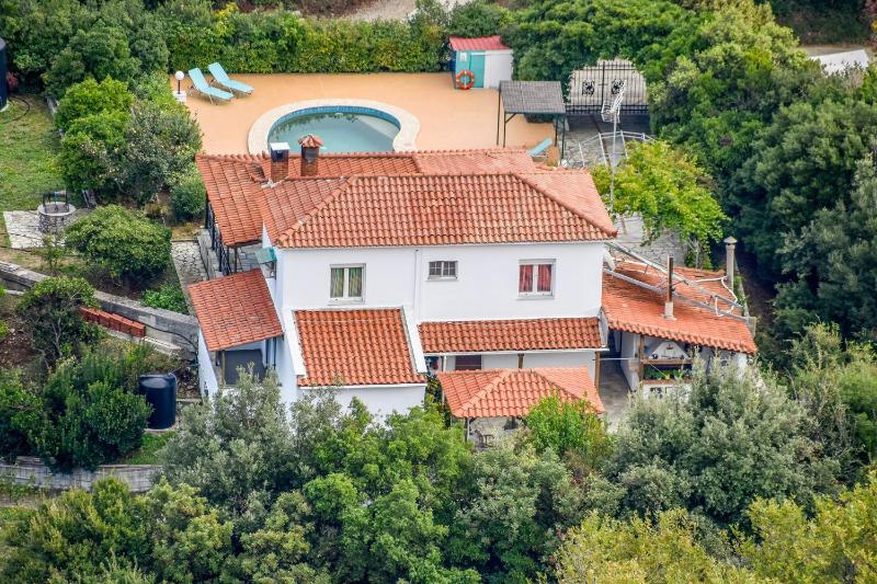 VILLA MITZELOS - image 1