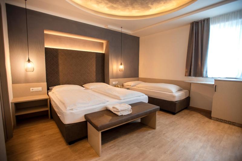 Triple Room image 1
