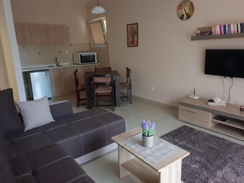 Apartmani Irena - image 9
