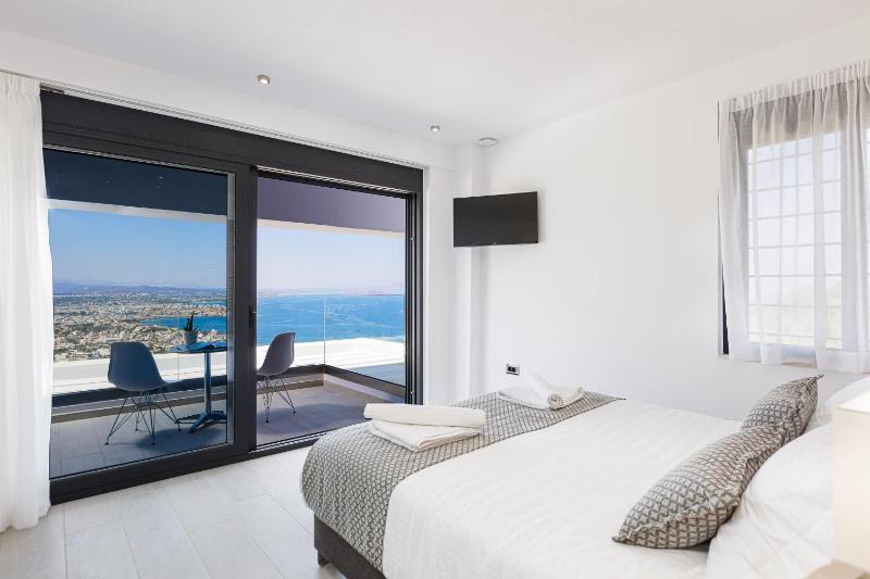 Regal Residence - image 6