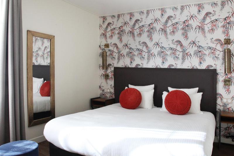 Superior Double Room image 3