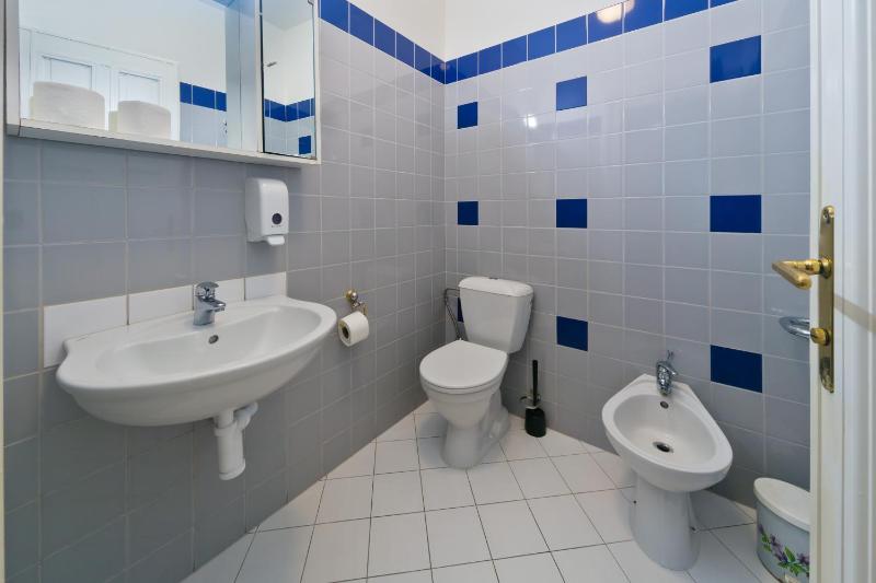 Standard Apartment image 2