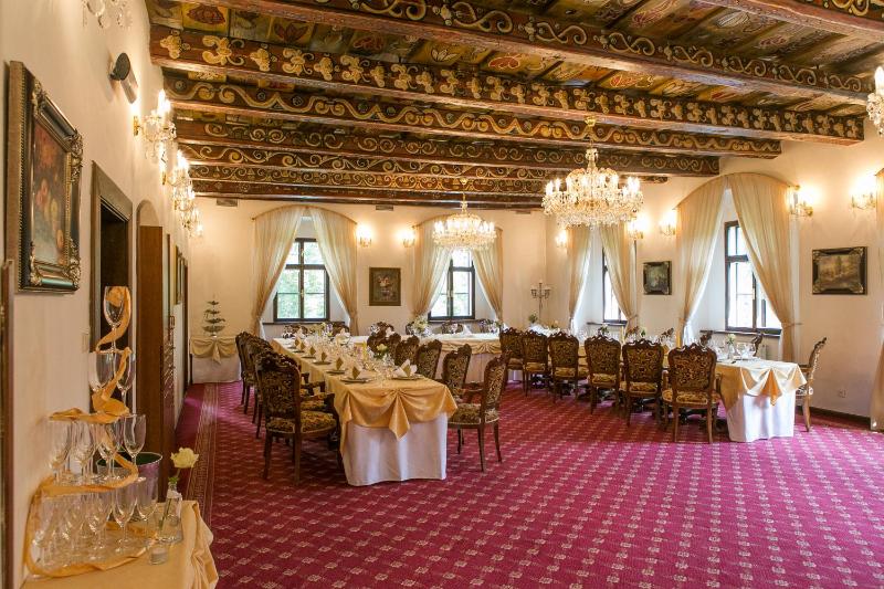 LH Hotel Gold - image 12