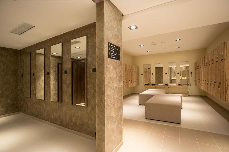 Kronwell Brasov Hotel - image 14