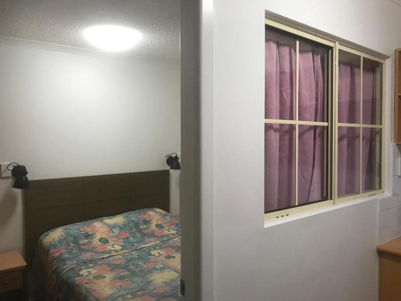 One-Bedroom Apartment image 2