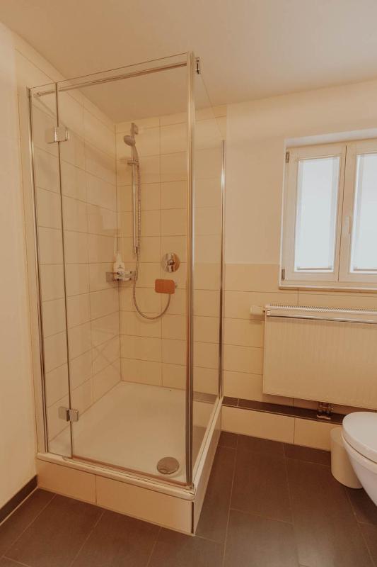 Double Room with Extra Bed image 4