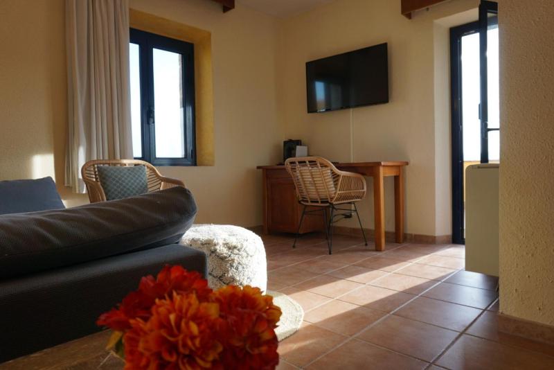 Junior Suite with Terrace image 4