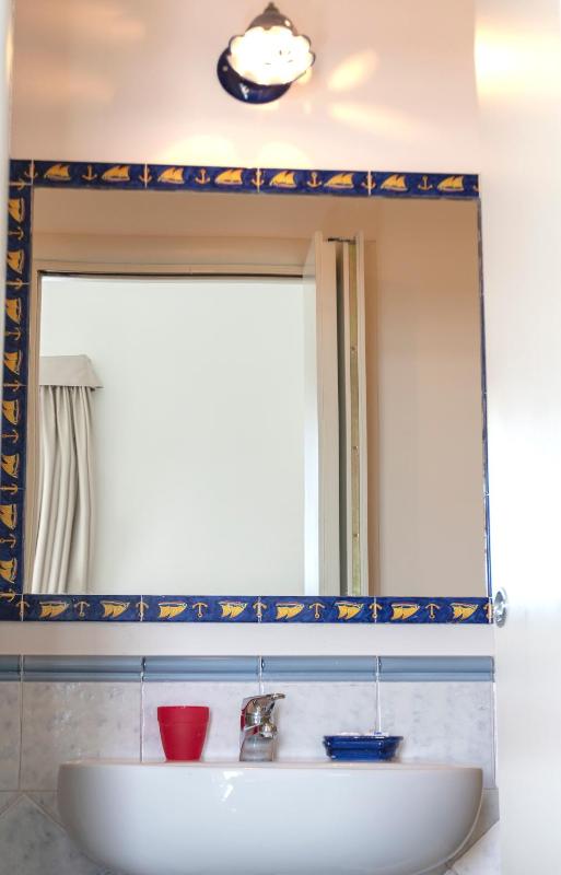 Double or Twin Room image 2