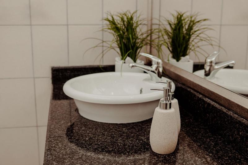 Aqua Marina Guest House - image 12