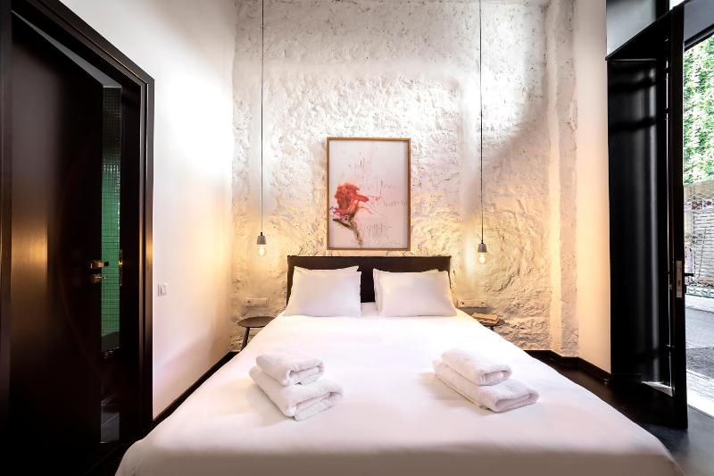 Budget Double Room image 1