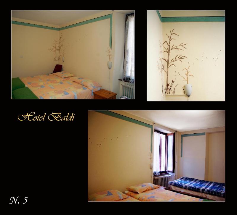 Triple Room image 4