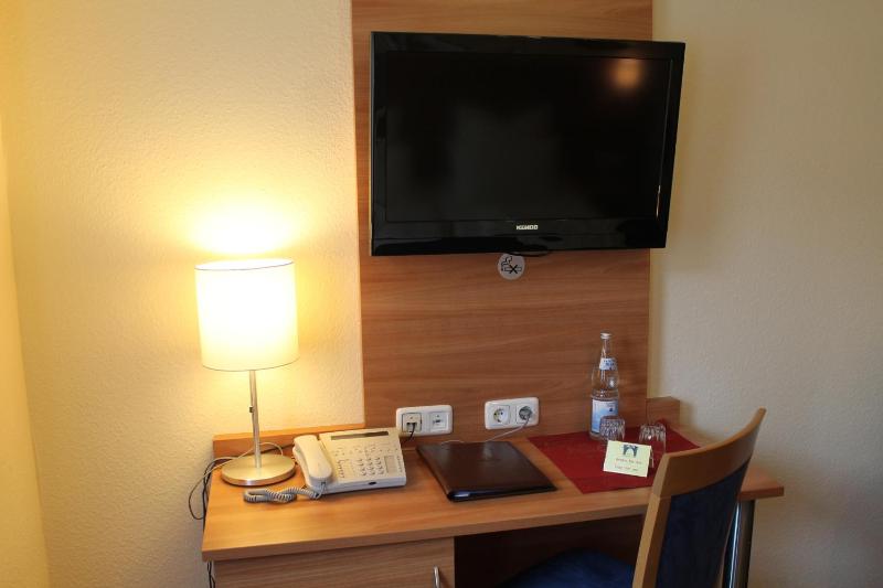 Double Room image 2