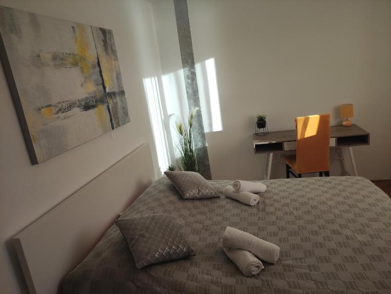 Apartman Lamia na uzvisini s pogledom na more - image 4