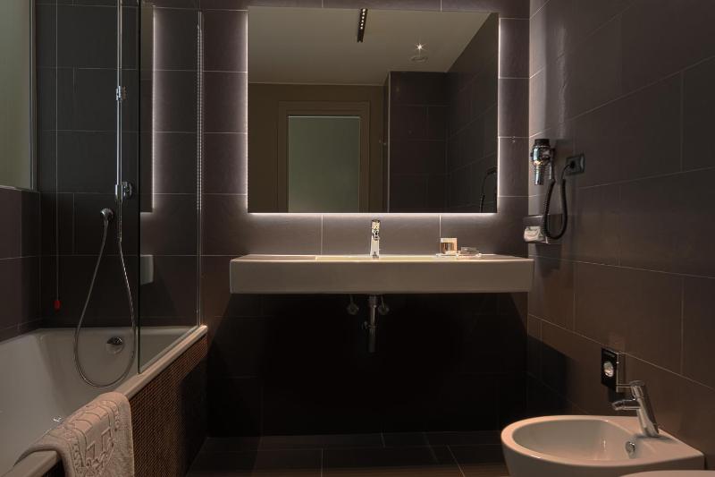 Junior Suite image 1