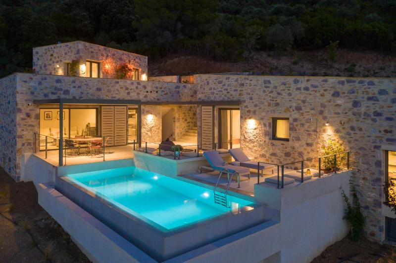 Kechria Bay Villas - image 22