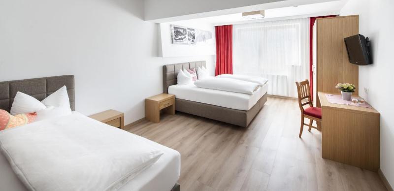 Triple Room image 1
