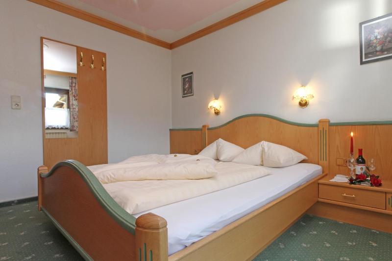 One-Bedroom Apartment with Balcony image 2
