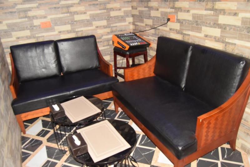 Zimbo Golden Vip Lodge - image 9