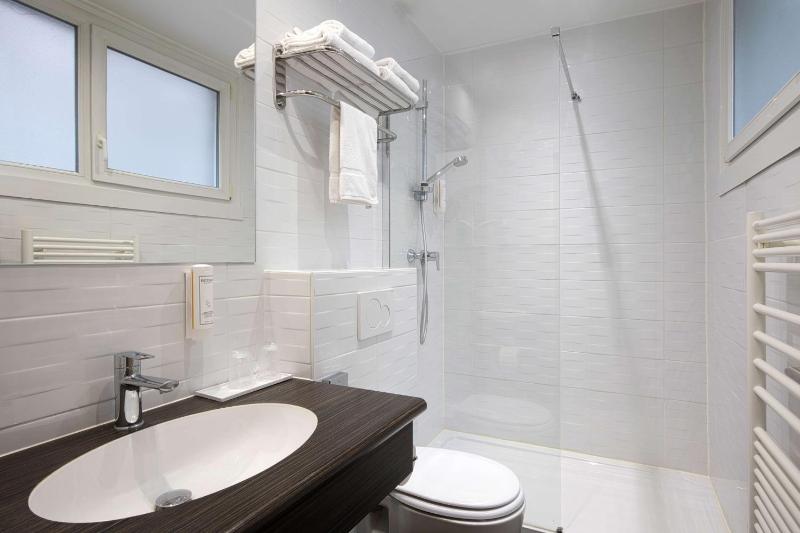 Best Western Hotel Graslin - image 5