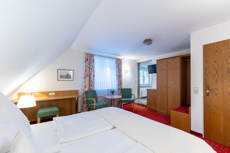 Comfort Double Room image 3